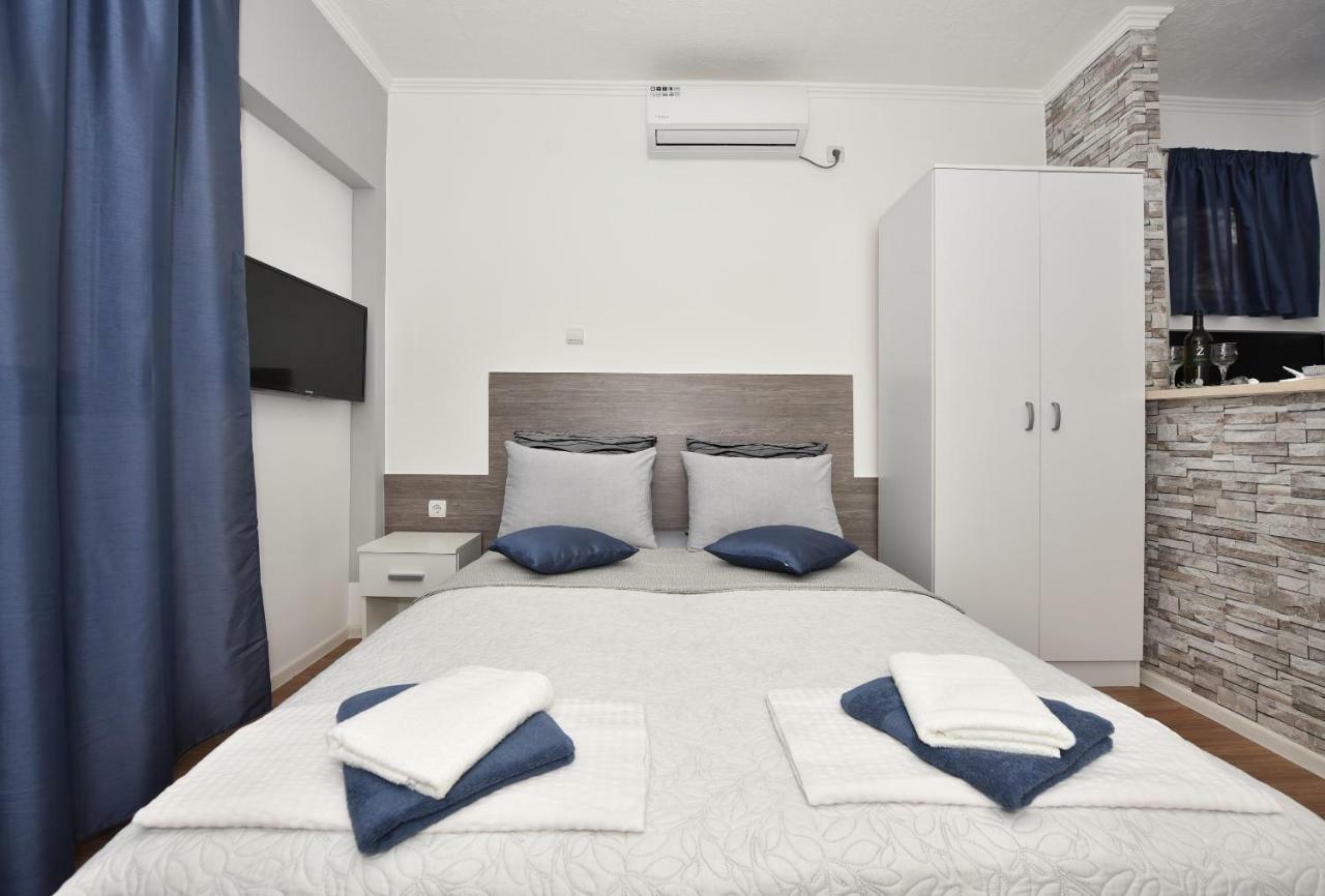 Apartments Song Of Joys Makarska Eksteriør billede